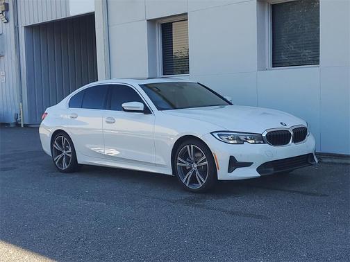 2020 BMW 330 i