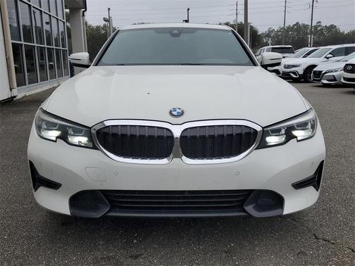 2020 BMW 330 i