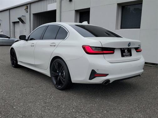 2020 BMW 330 i