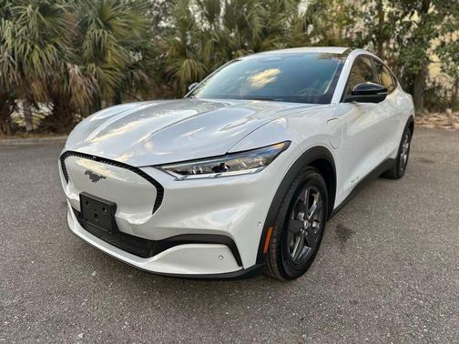 2023 Ford Mustang Mach-E Select