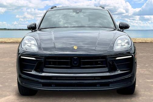 Black 2023 Porsche Macan