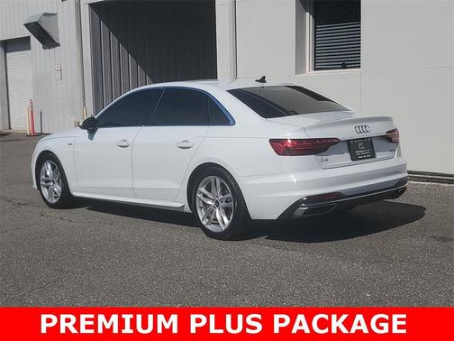 2023 Audi A4 45 S line Premium Plus
