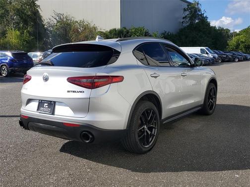 2020 Alfa Romeo Stelvio Base