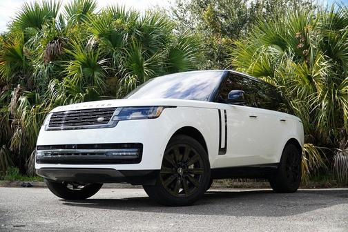 2023 Land Rover Range Rover P530 SE
