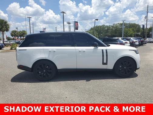 2023 Land Rover Range Rover P530 SE