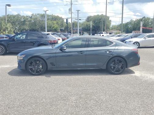 2023 Genesis G70 3.3T