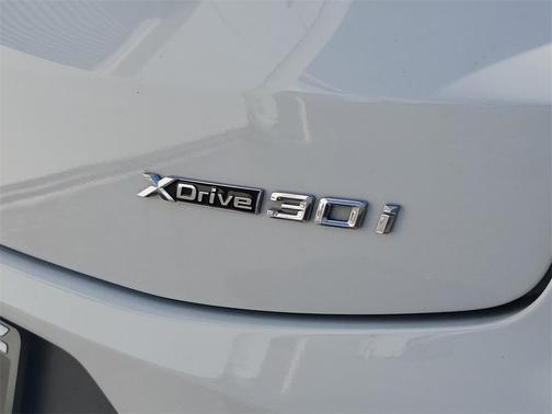 2023 BMW X4 xDrive30i