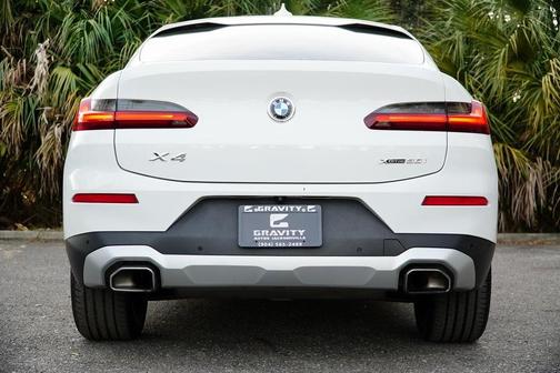 2023 BMW X4 xDrive30i