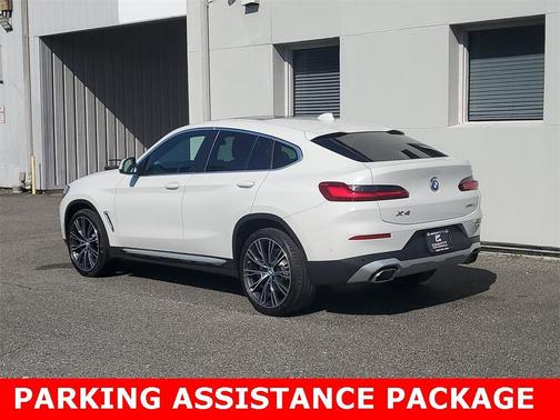 2023 BMW X4 xDrive30i