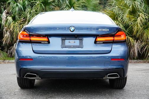 2023 BMW 530 i