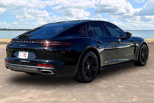 Black 2019 Porsche Panamera Base