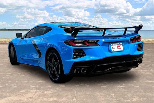 Rapid Blue 2020 Chevrolet Corvette Stingray w/3LT