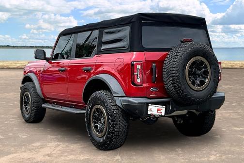 Red Metallic 2021 Ford Bronco Badlands