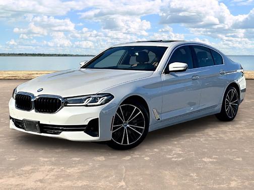 Mineral White Metallic 2023 BMW 530 i