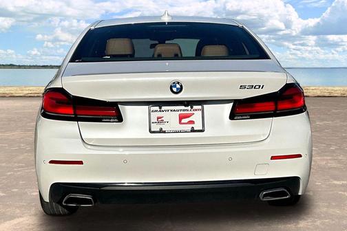 Mineral White Metallic 2023 BMW 530 i