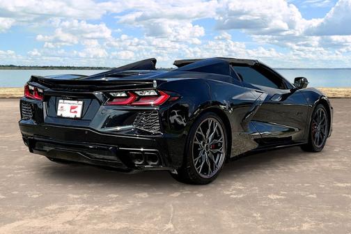 Carbon Flash Metallic 2023 Chevrolet Corvette Stingray