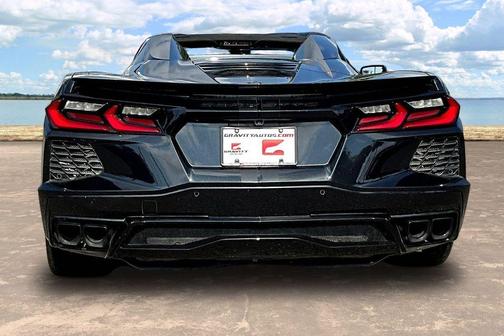 Carbon Flash Metallic 2023 Chevrolet Corvette Stingray