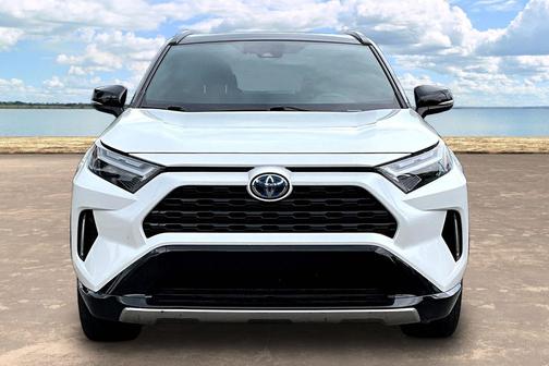Wind Chill Pearl 2023 Toyota RAV4 Hybrid XSE