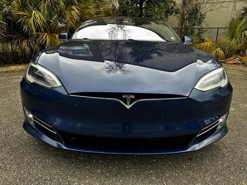 2016 Tesla Model S 75D