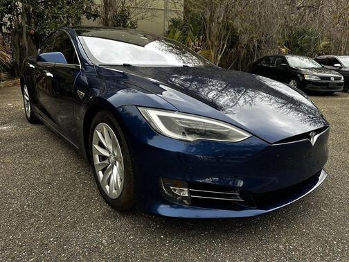 2016 Tesla Model S 75D