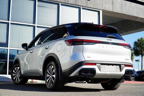 2023 INFINITI QX60 Pure