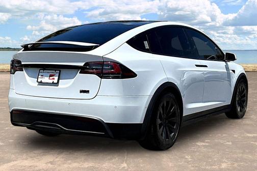 White 2022 Tesla Model X Plaid