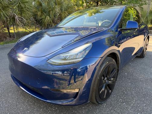 Blue 2021 Tesla Model Y Long Range