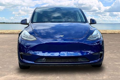 Blue 2021 Tesla Model Y Long Range