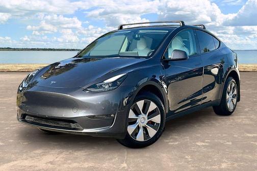 Black 2022 Tesla Model Y Performance