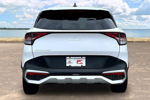 Glacial White Pearl 2024 Kia Sportage EX