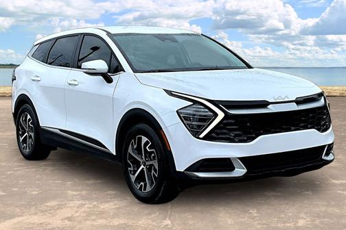 Glacial White Pearl 2024 Kia Sportage EX