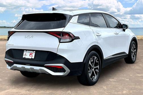 Glacial White Pearl 2024 Kia Sportage EX