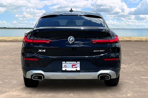 Jet Black 2022 BMW X4 xDrive30i
