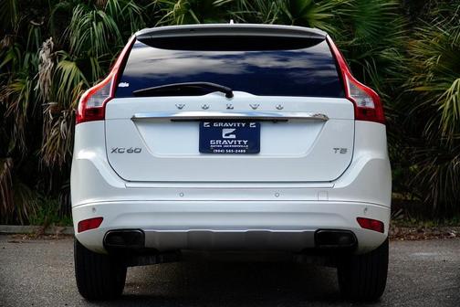 2015 Volvo XC60 T5 Platinum