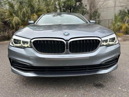 2020 BMW 530 i