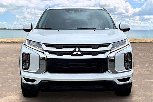 White 2021 Mitsubishi Outlander Sport 2.0 ES