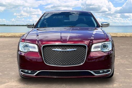 Velvet Red Pearlcoat 2020 Chrysler 300 Limited