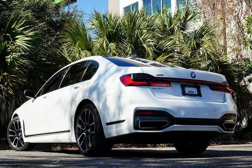 2020 BMW 740 i xDrive