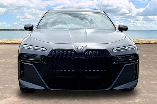 Frozen Deep Gray 2023 BMW i7 xDrive60