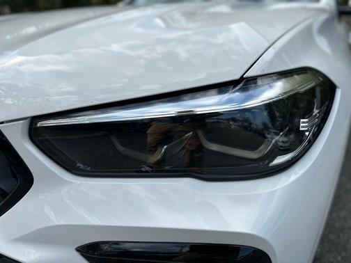 Alpine White 2022 BMW X6 xDrive40i