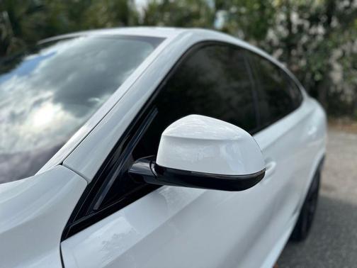 Alpine White 2022 BMW X6 xDrive40i