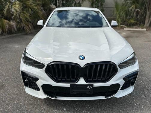 Alpine White 2022 BMW X6 xDrive40i