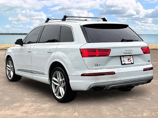 Glacier White 2017 Audi Q7 3.0T Prestige