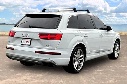 Glacier White 2017 Audi Q7 3.0T Prestige