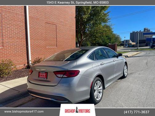 2016 Chrysler 200 Limited