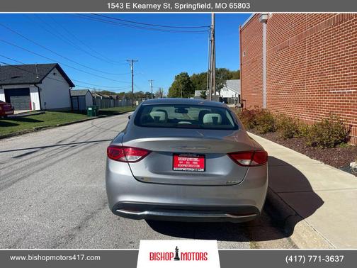 2016 Chrysler 200 Limited