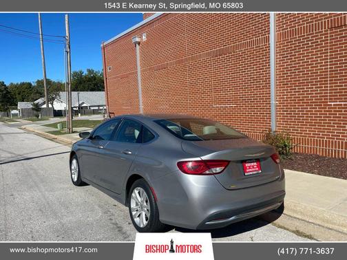 2016 Chrysler 200 Limited