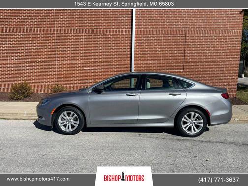 2016 Chrysler 200 Limited
