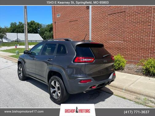 2015 Jeep Cherokee Sport