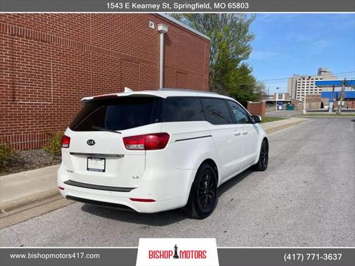 2018 Kia Sedona LX